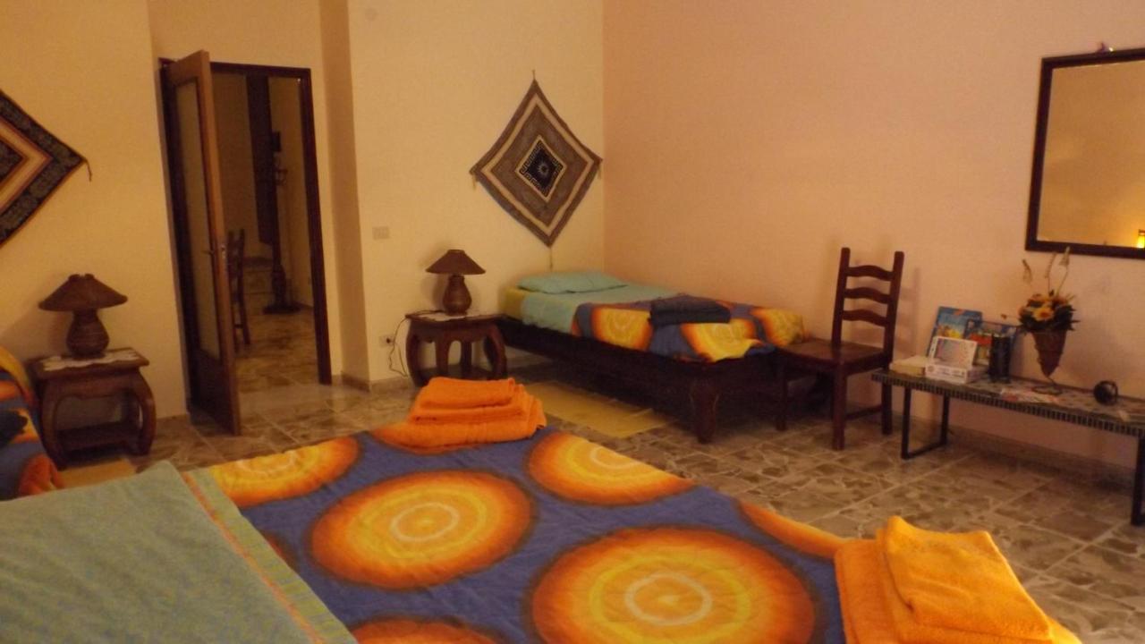 Bed And Breakfast Baobab Пьяцца-Армерина Номер фото